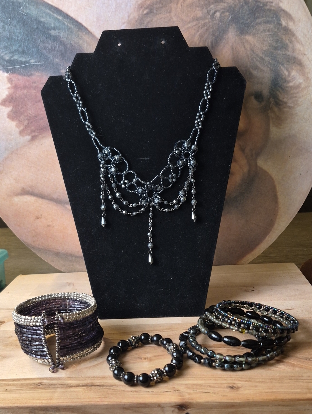 Elegant Black Beaded Statement Necklace - Women Jewelry